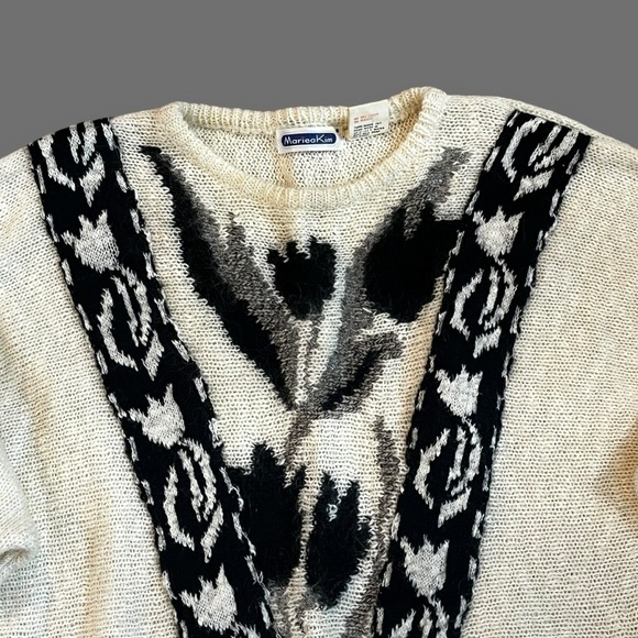 Vintage 80s Mariea Kim Mohair Sweater V Panel Tulips Pullover Ivory Black Medium - Picture 2 of 10